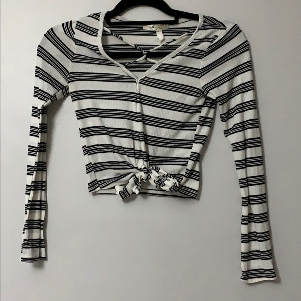 long sleeve crop top